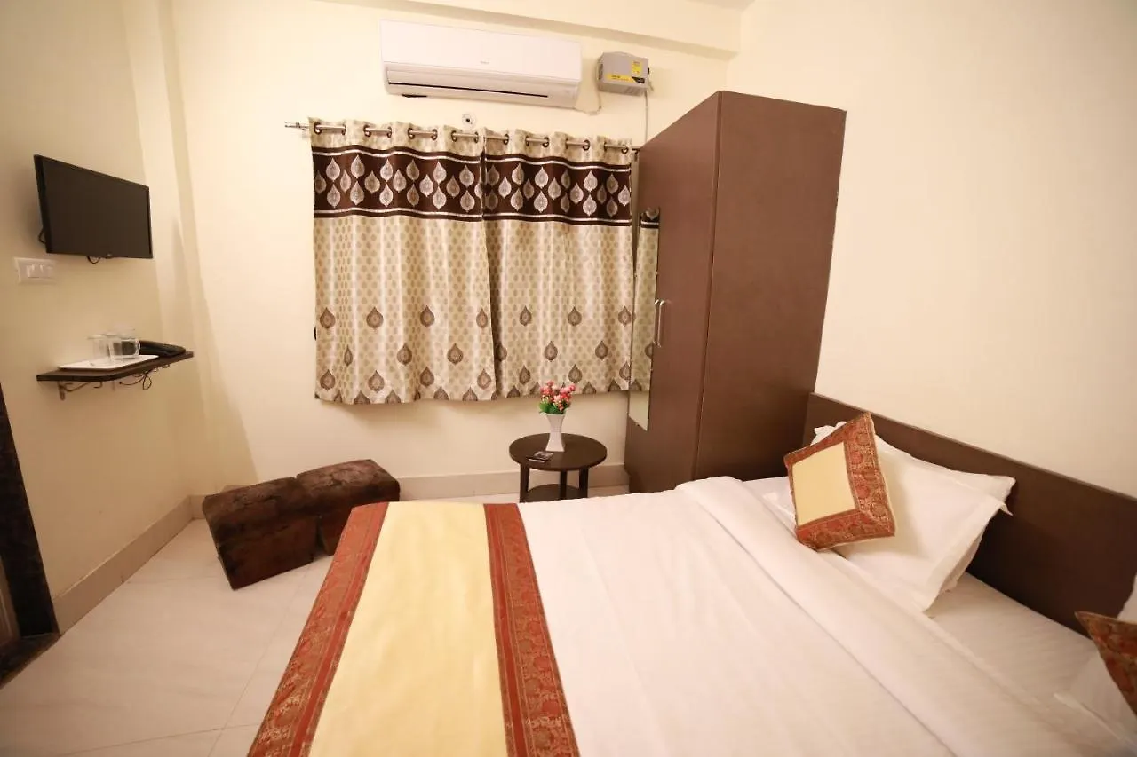 Oyo 16708 Sada Shiv Guest House Varanasi India