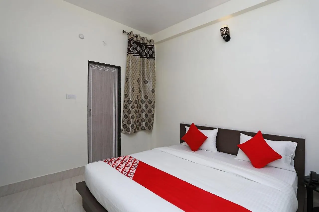 Oyo 16708 Sada Shiv Guest House Waranasi