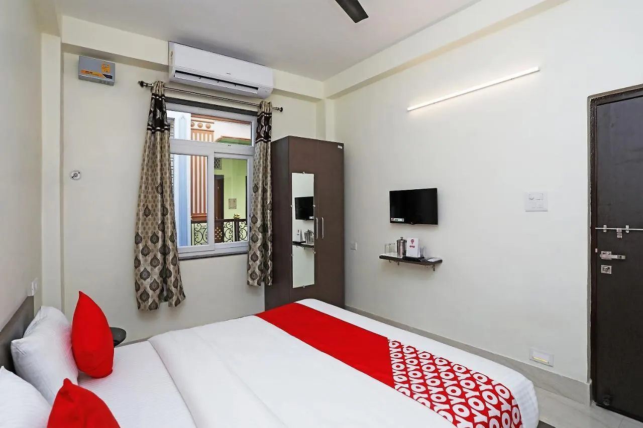 Oyo 16708 Sada Shiv Guest House Waranasi