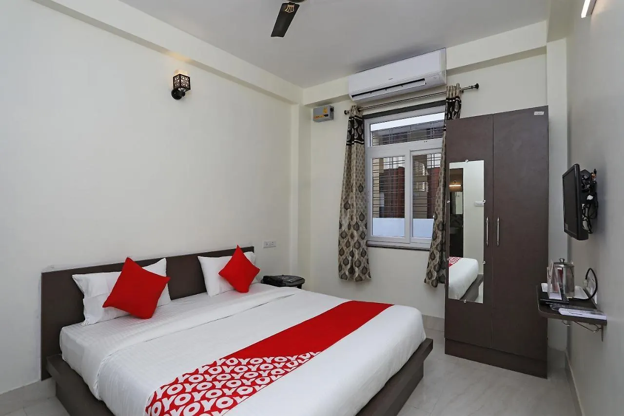 Oyo 16708 Sada Shiv Guest House Varanasi India
