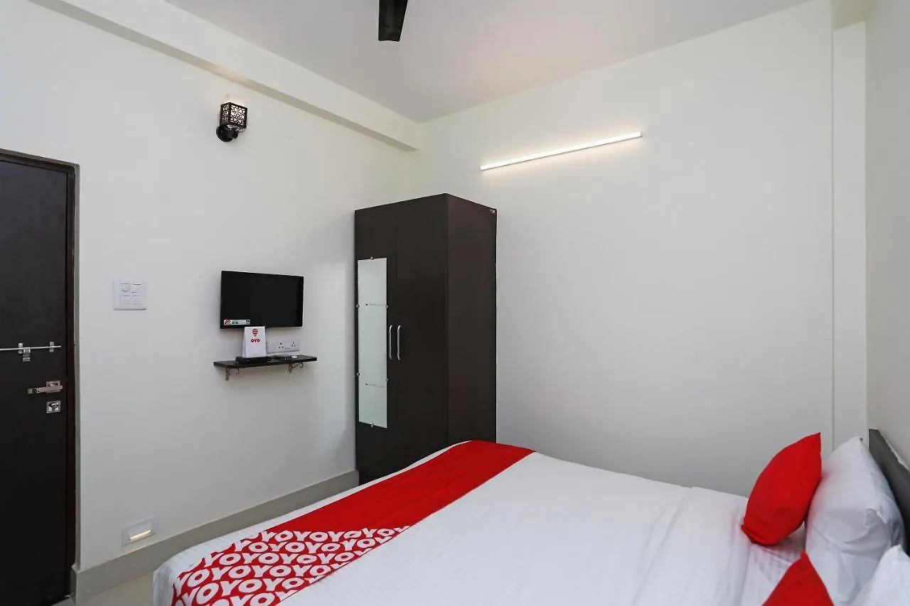 Oyo 16708 Sada Shiv Guest House Varanasi India